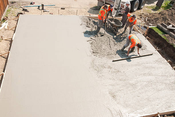 Best Concrete Pool Decks in Bargersville, IN